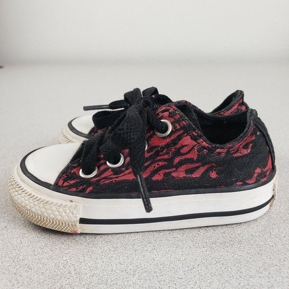 Converse Kids Chuck Taylor All Star 537080F Red Black Lace Up Sneaker Shoes Sz 4 - Picture 1 of 6